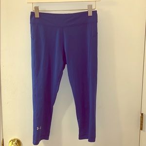 Under Armour Heat Gear compression crop, sz S NWOT